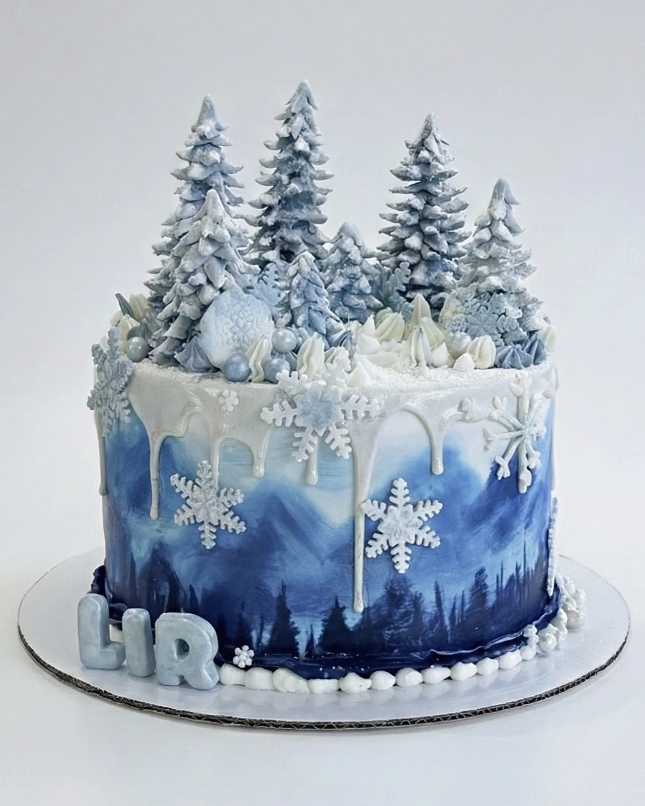 The Complete Guide to Ordering a Wedding Cake in Kosovo