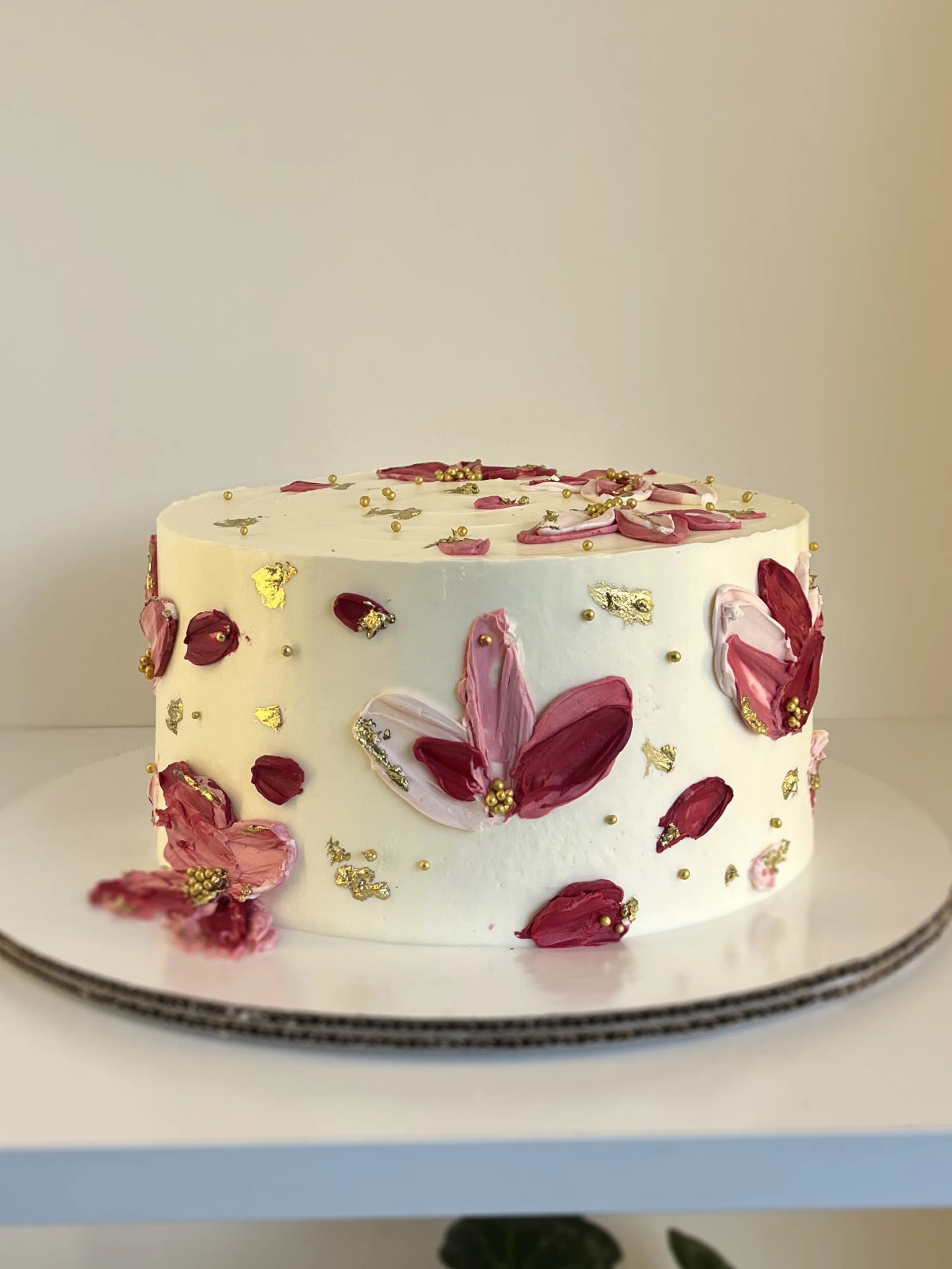 How Much Does a Custom Cake Cost in Pristina?