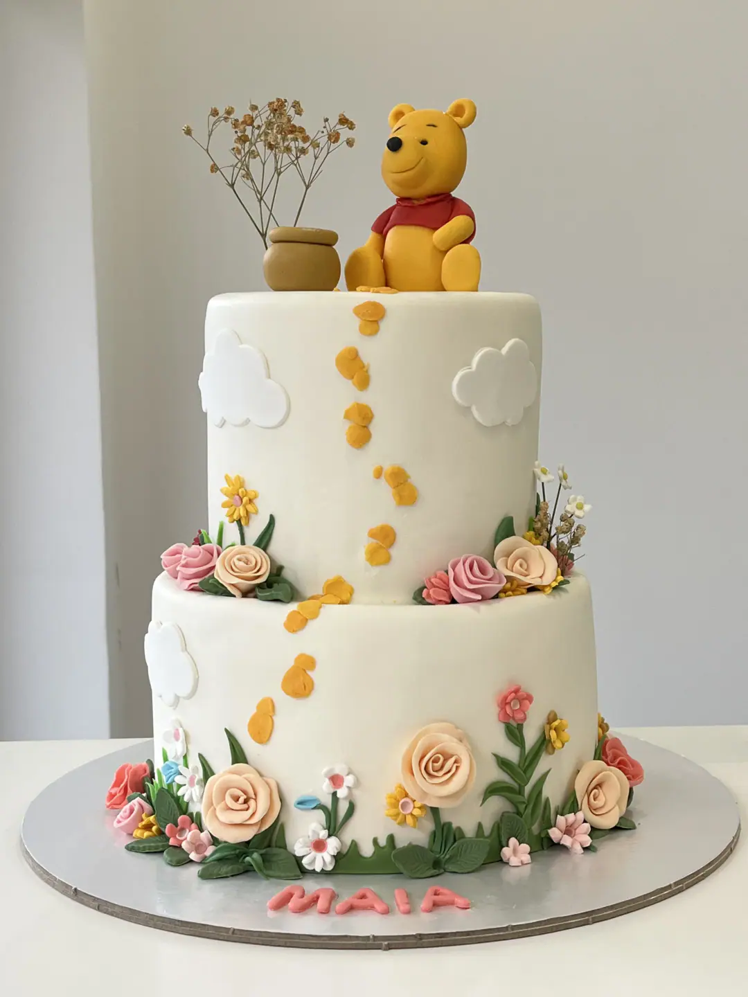 Winnie the Pooh birthday cake, a custom cake by Cakes By Vjollca in Pristina, Kosovo